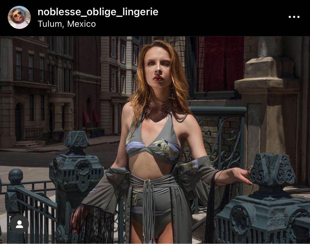 アメージングタイランド・グランドセール ビキニ 上下 水着 Oblige Noblesse 和 インポート 日本 鶴 水着・ラッシュガード