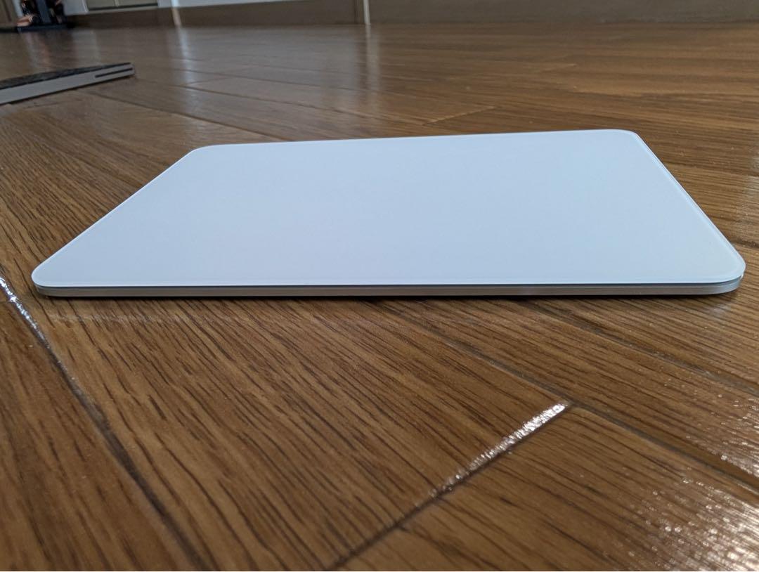 Magic Trackpad（第2世代）ホワイト