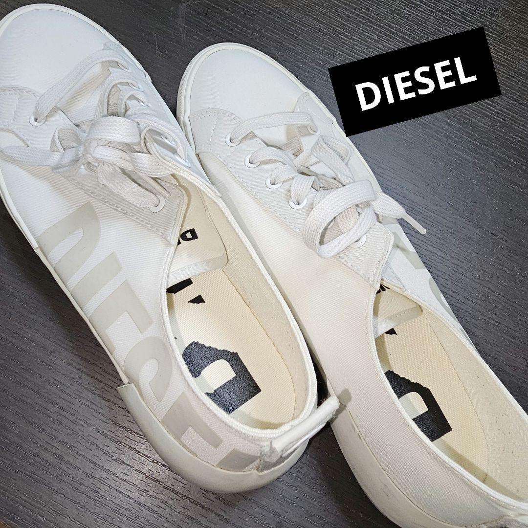 DIESEL ロゴ ローカット スニーカー ホワイト DIESELホワイトスニーカー ロゴ入り - メルカリ
