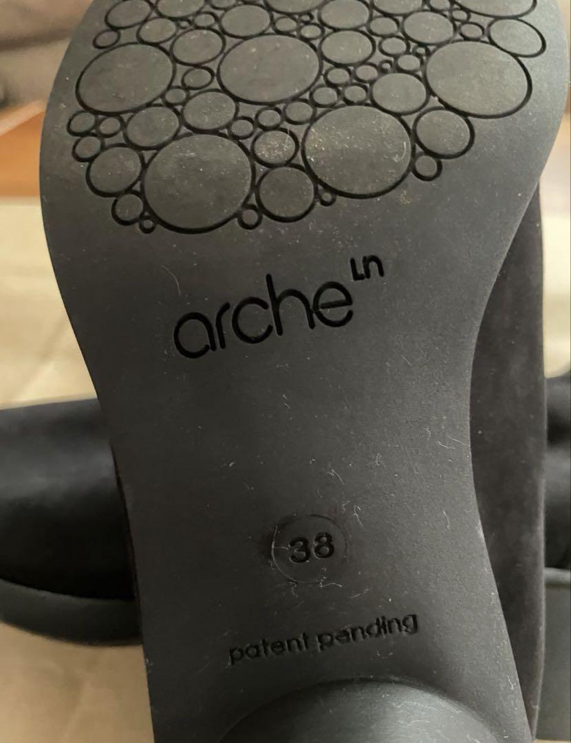 アルシュ　ARCHE スエードパンプス　38  黒