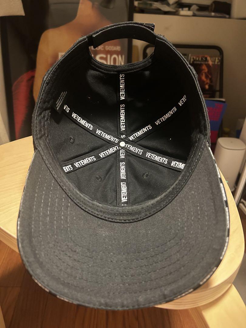 VETEMENTS キャップ　黒