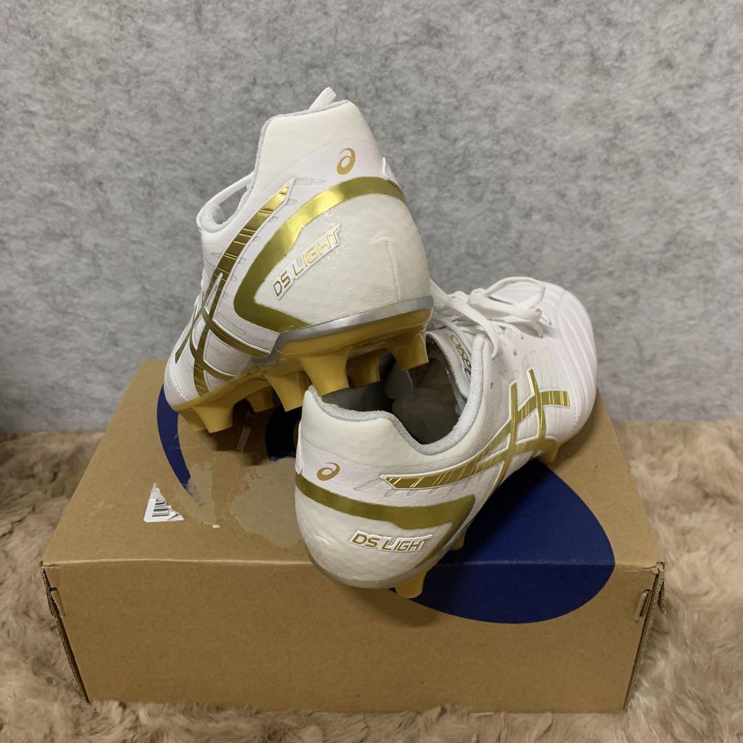 Z1355 アシックス　サッカースパイク DS LIGHT