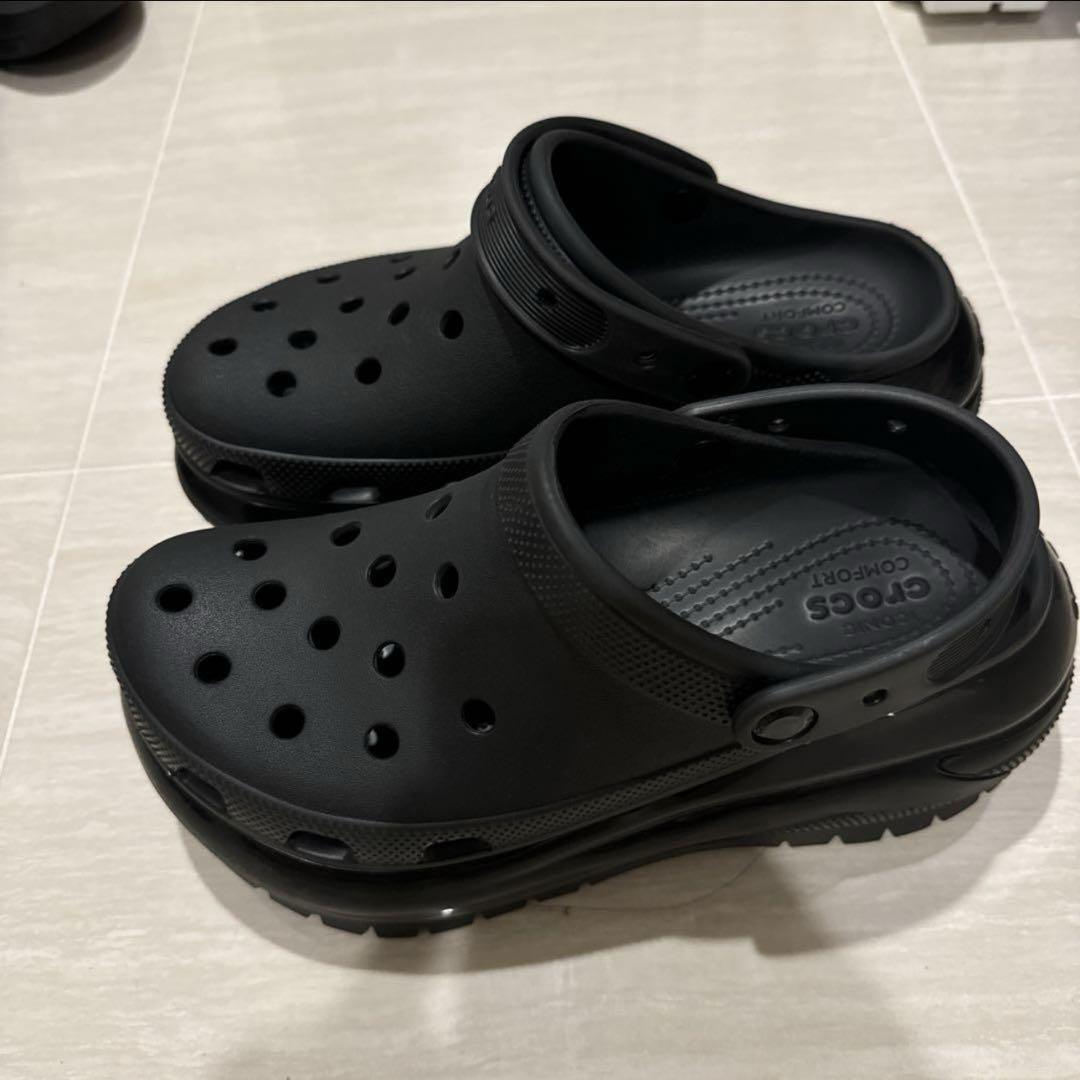 crocs クロックス メガ クラッシュ クロッグ サンダル　厚底