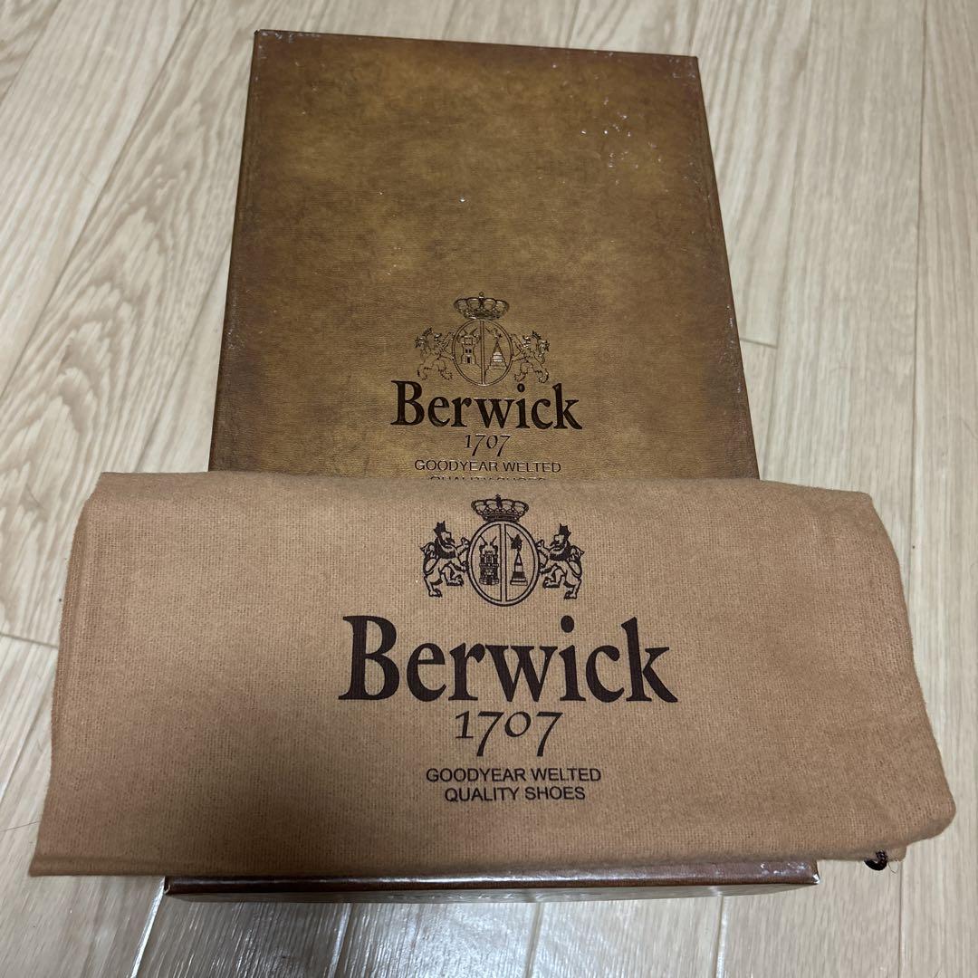 Berwick ローファー 5260