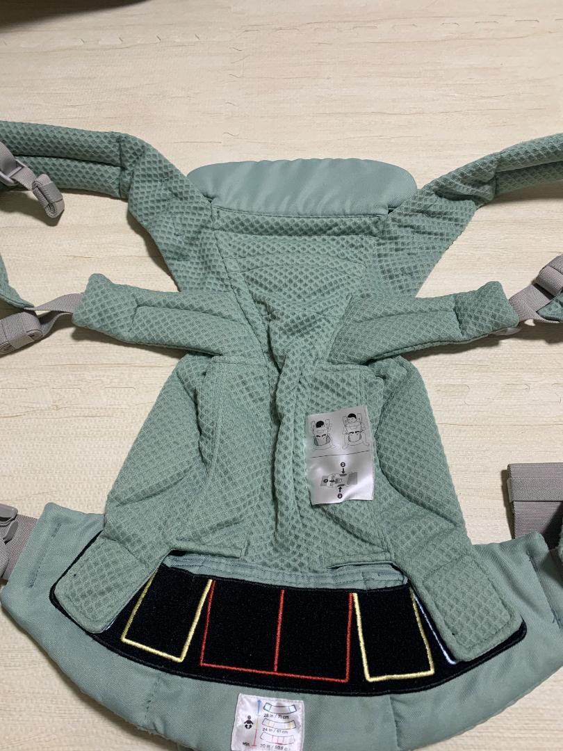値下げしました！【美品】エルゴベビー　オムニブリーズ　セージグリーン 美品・人気カラー】エルゴベビー オムニブリーズ セージグリーン