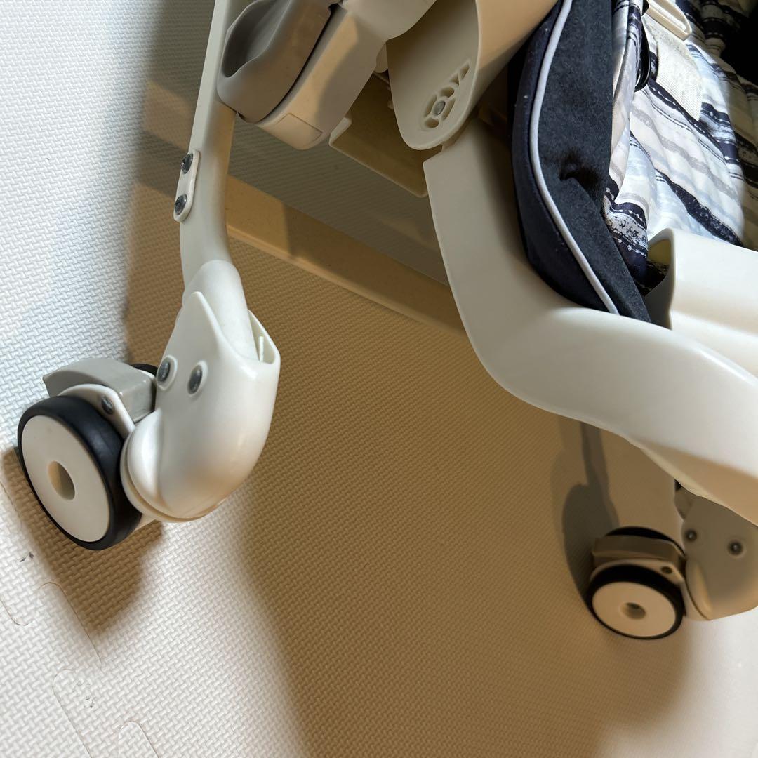 Combi 電動スイング バウンサー ネイビー/ストライプ　ハイローチェア