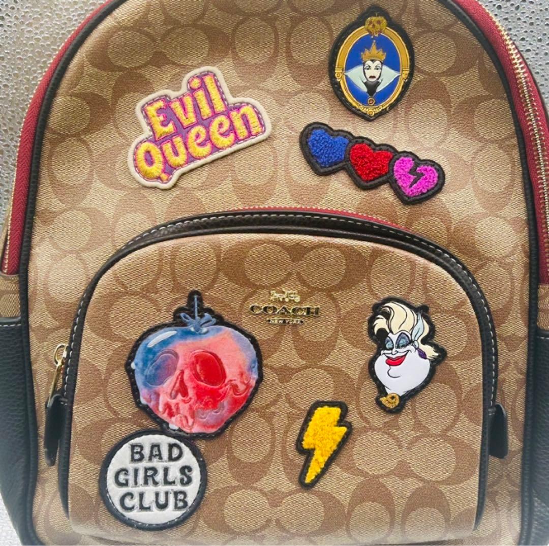 新作続コート バックパック・シグネチャー キャンバス・パッチ