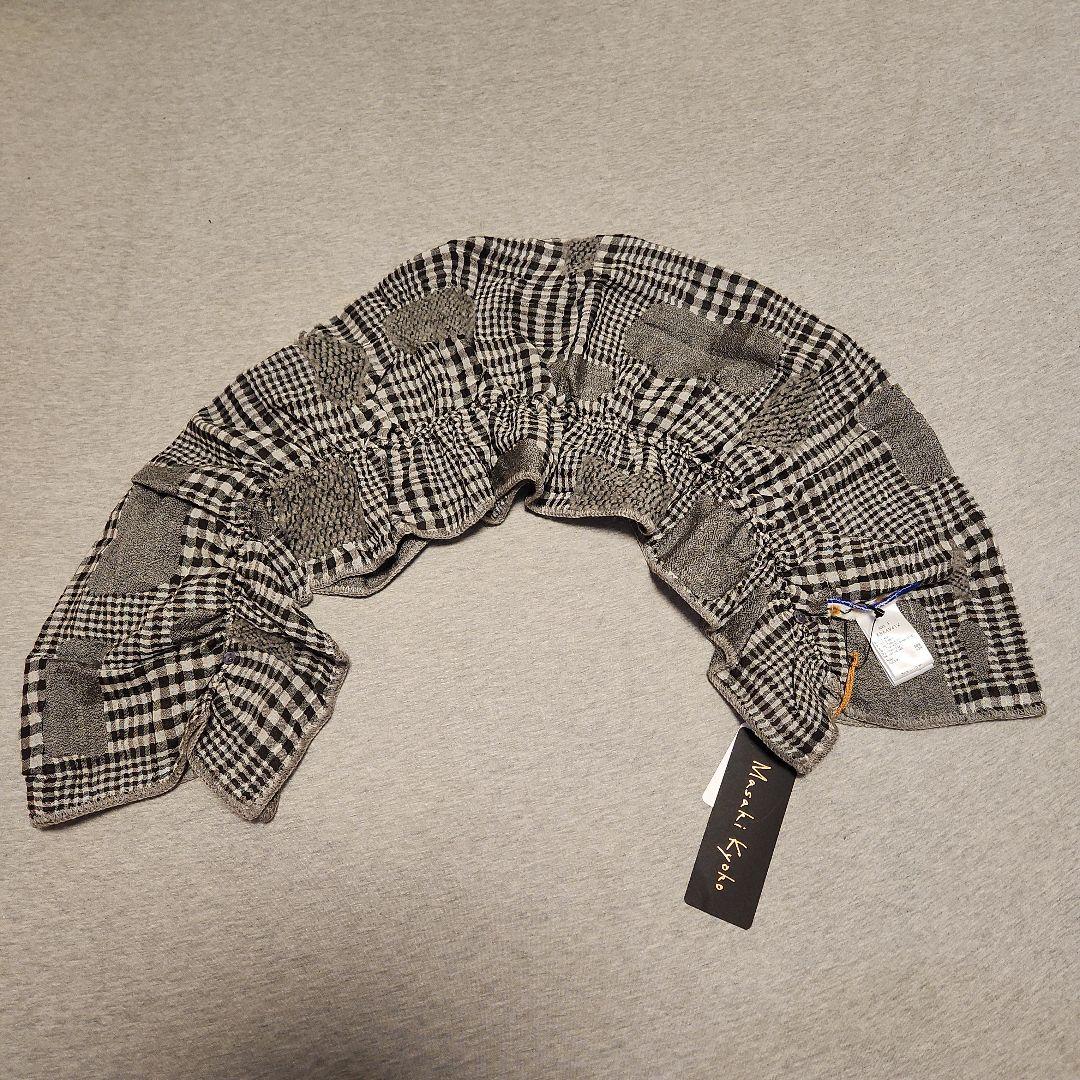 【オールシーズン】新品！m&kyoko　綿・ウールのリバーシブルストール レディース