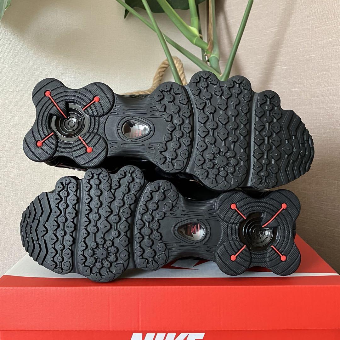 靴 Nike WMNS Shox TL Black and Max Orange