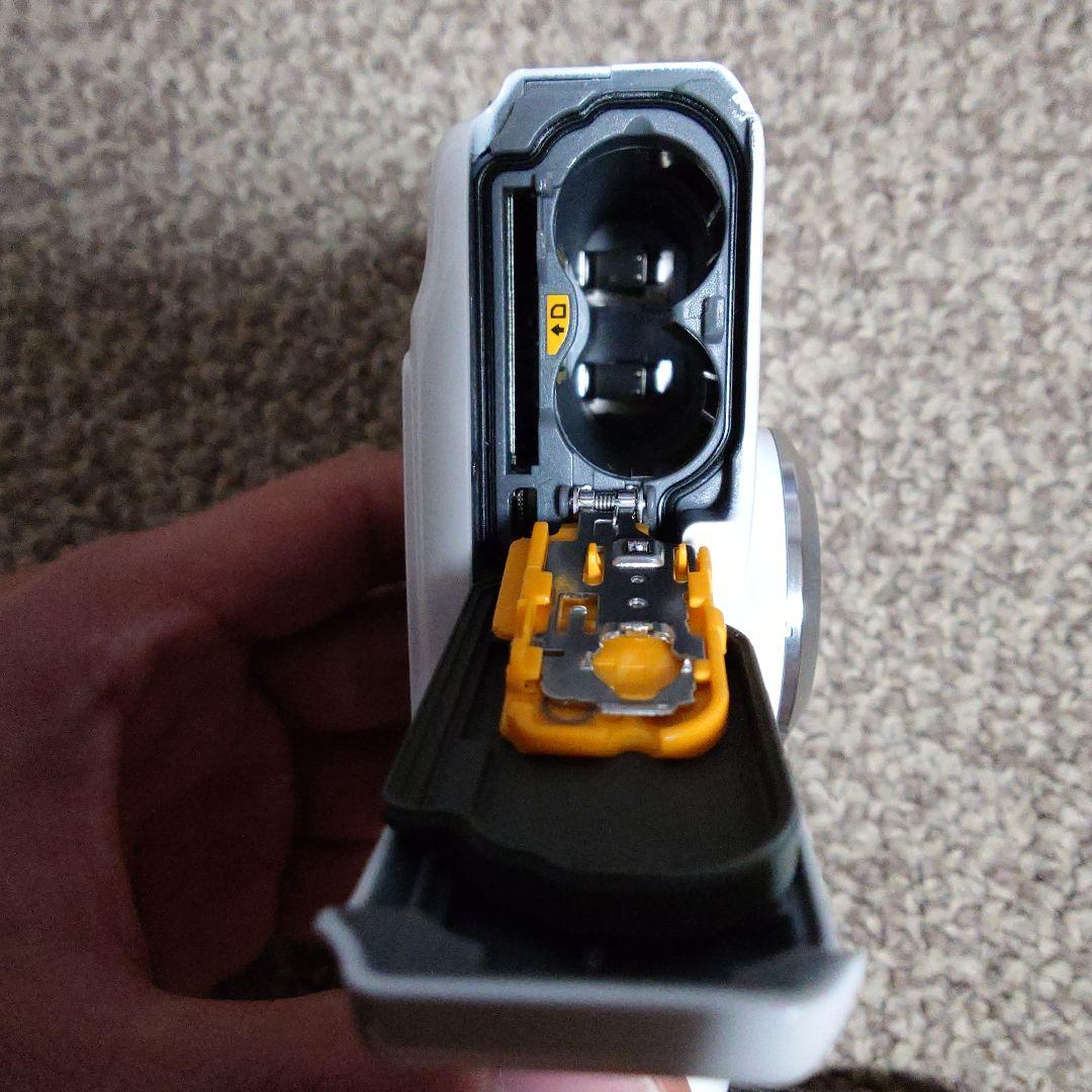 美品 Nikon COOLPIX S30 ホワイト