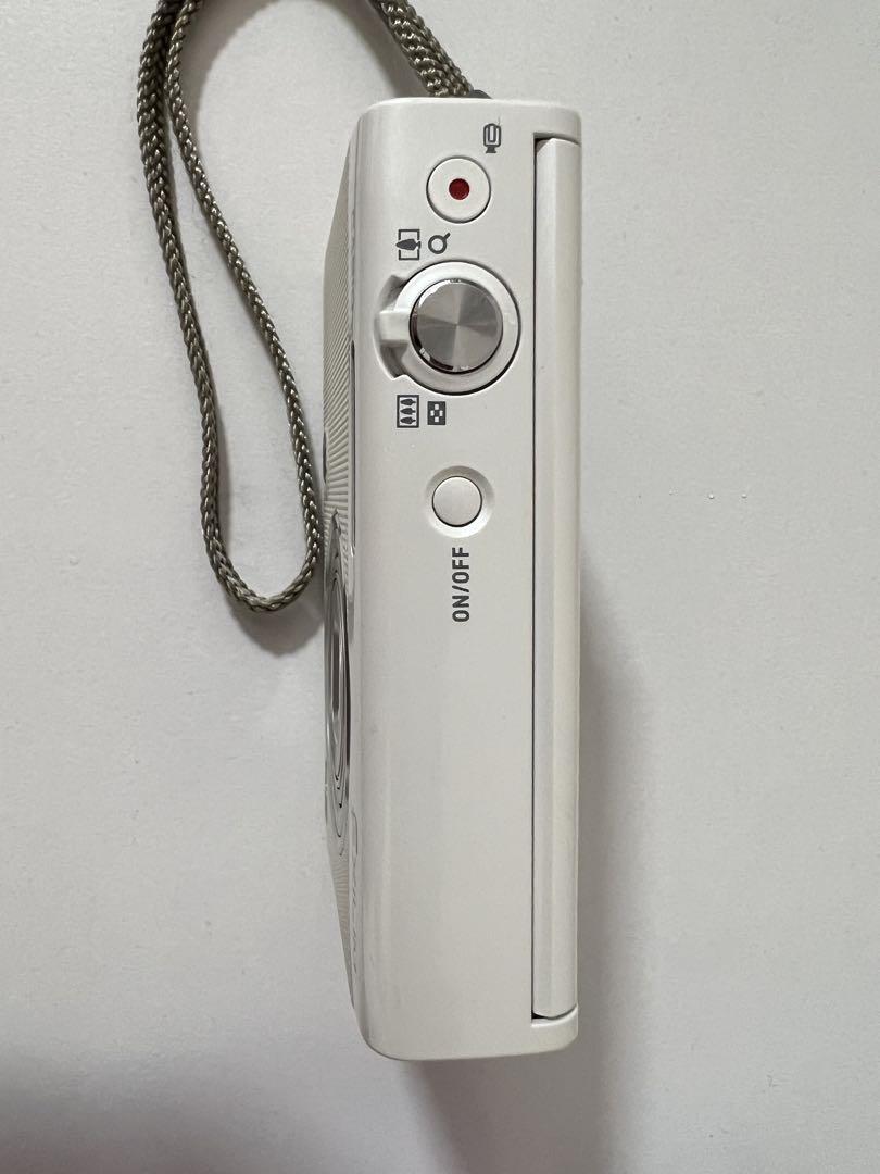 【美品】CASIO EXILIM EX-ZR50ホワイト デジタルカメラ