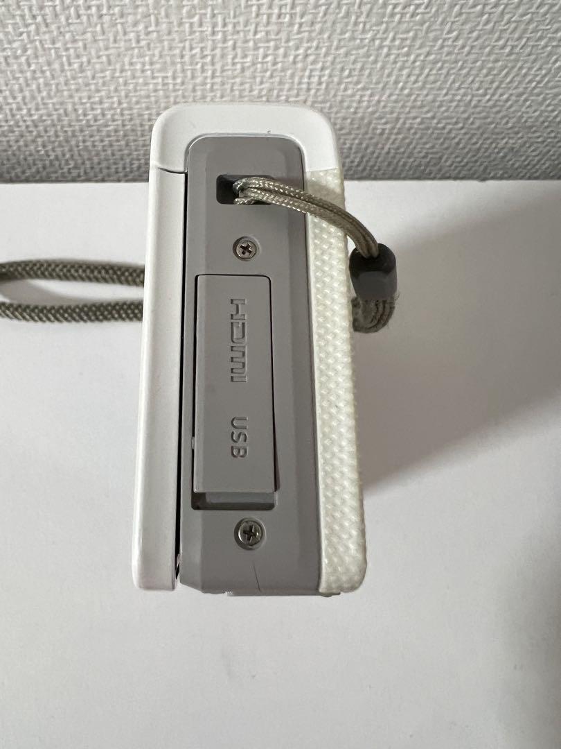【美品】CASIO EXILIM EX-ZR50ホワイト デジタルカメラ