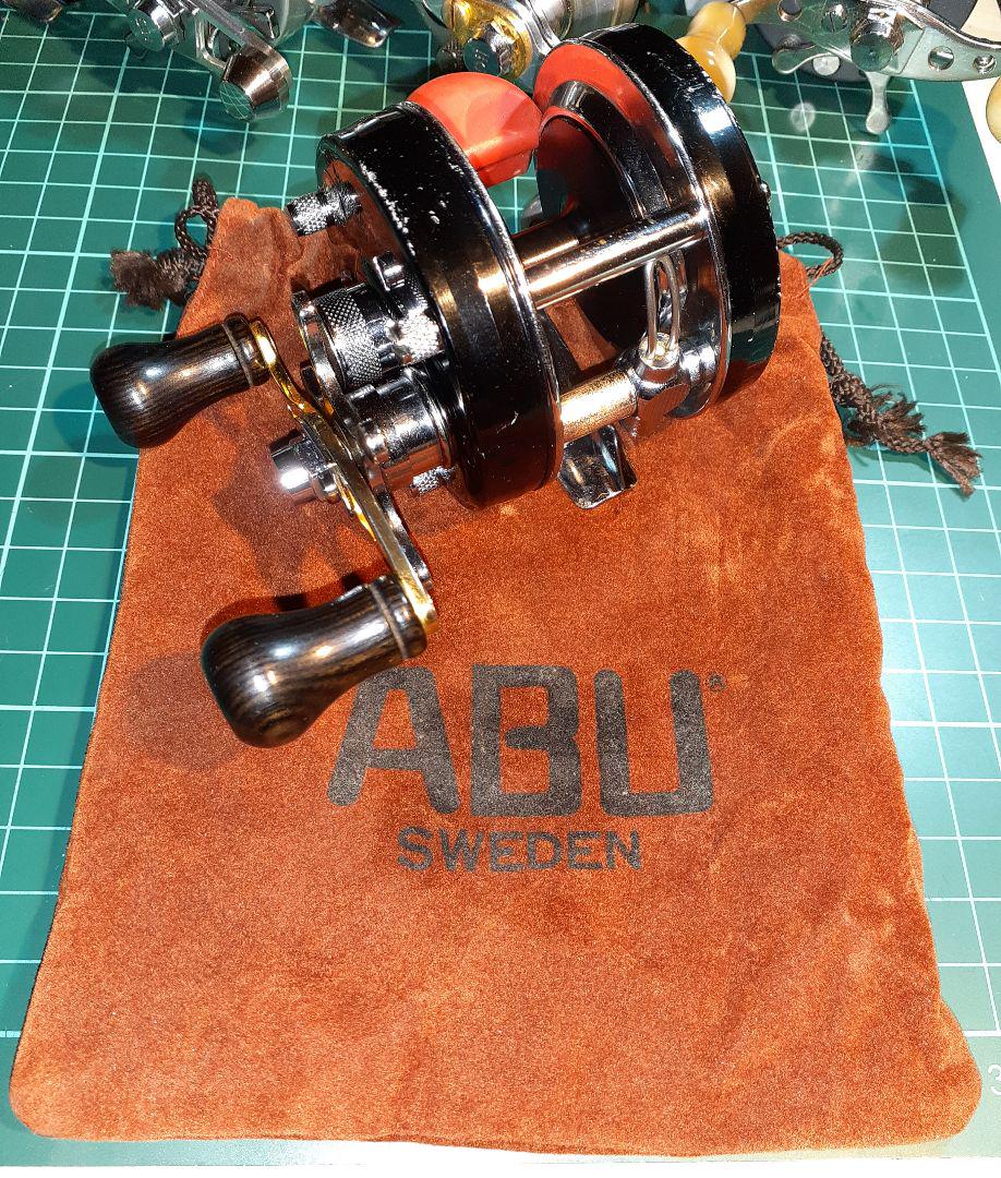 ABU アブガルシア アンバサダー4600C 赤ベロ 復刻版 ウッドハンドル付き