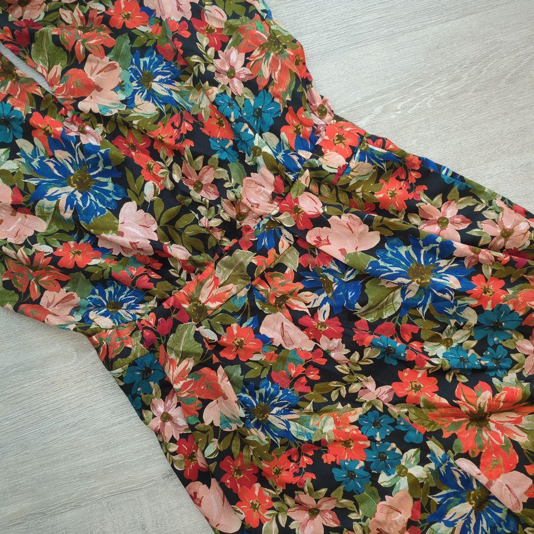 希少　ZARA　総柄　花柄ノースリーブオールインワン