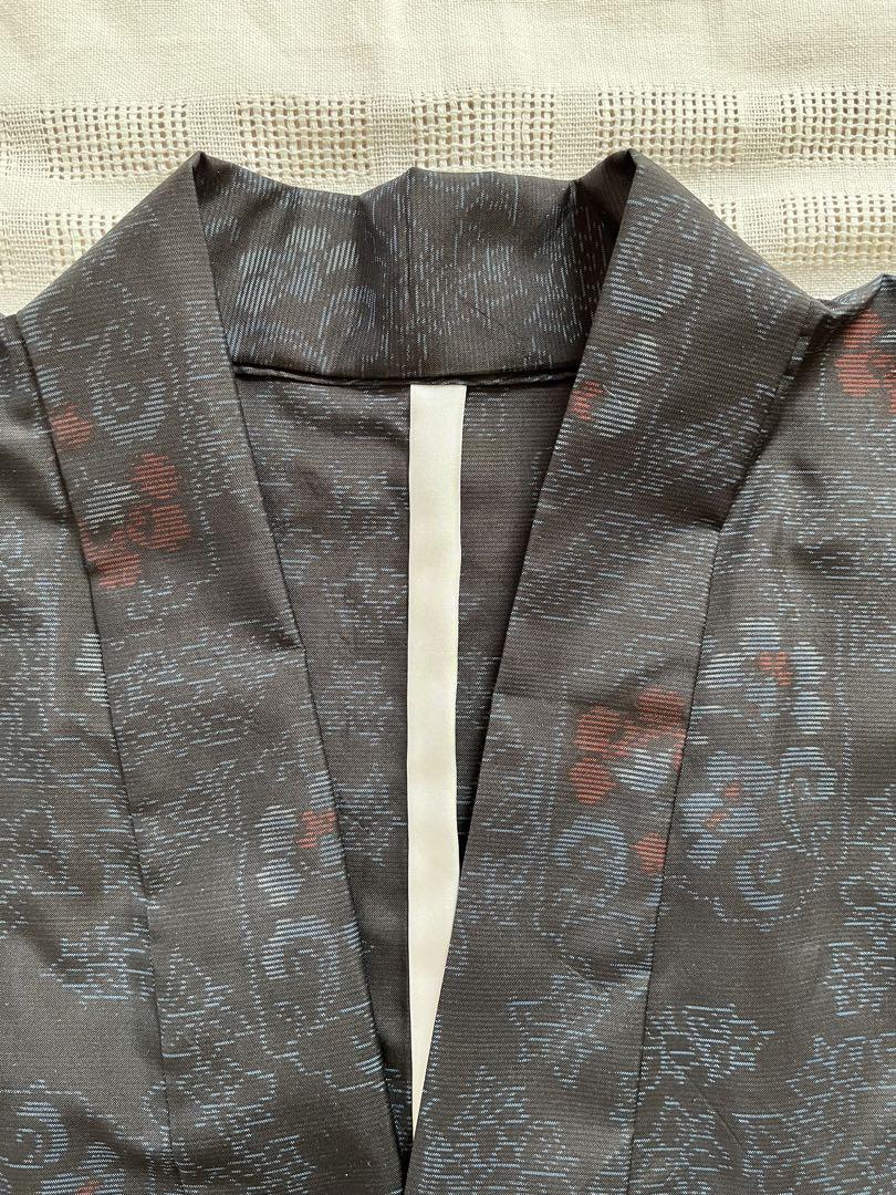 本場大島紬 着物リメイク 作務衣 商標付き 可憐な赤花柄 和のお洒落