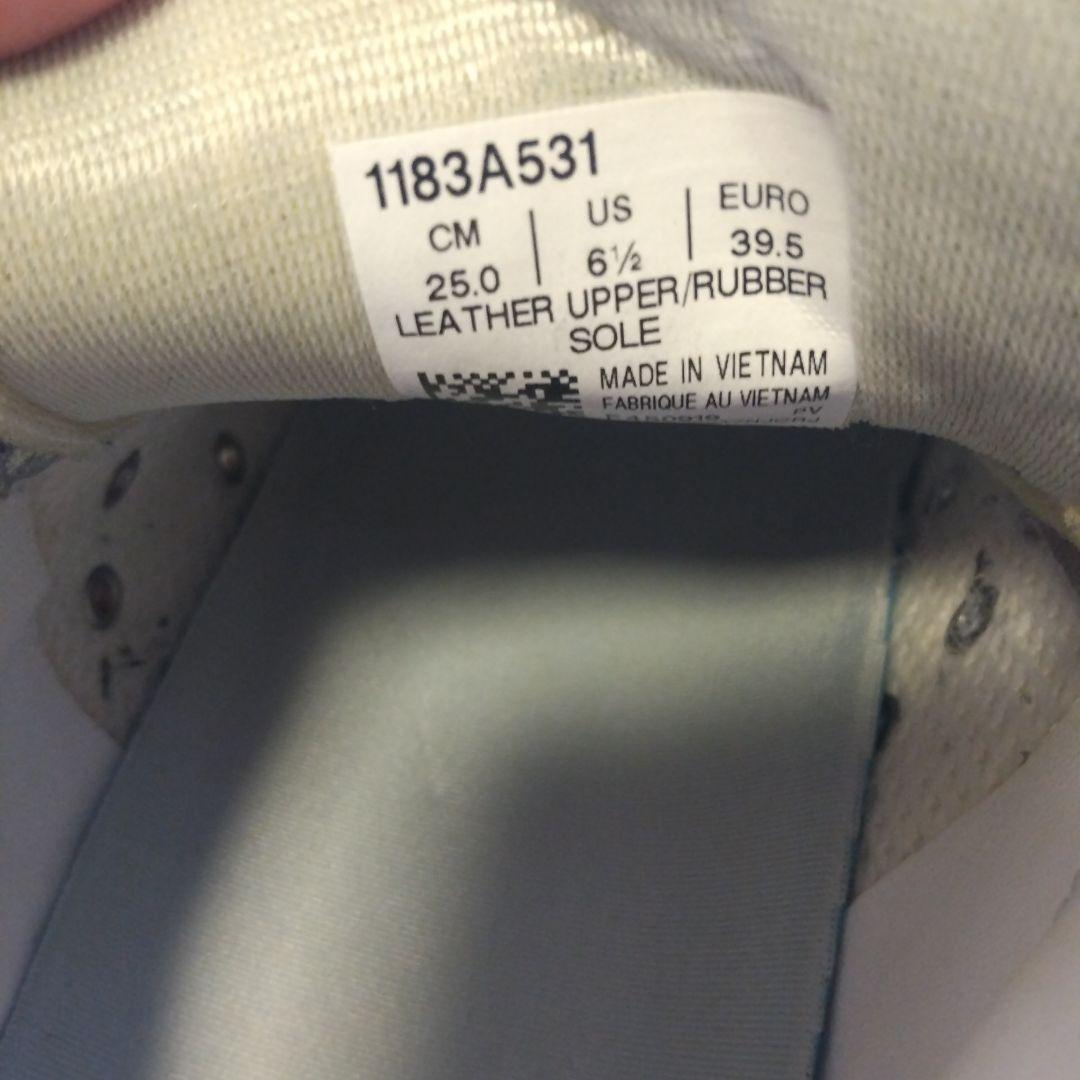 オニツカタイガー厚底スニーカー美品 25.0