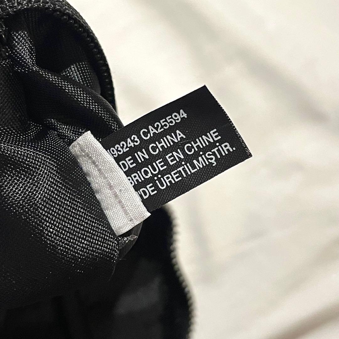 DIESEL Re-Edition Travel 3000 Shoulder DIESEL Re-Edition Travel 3000 Shoulder