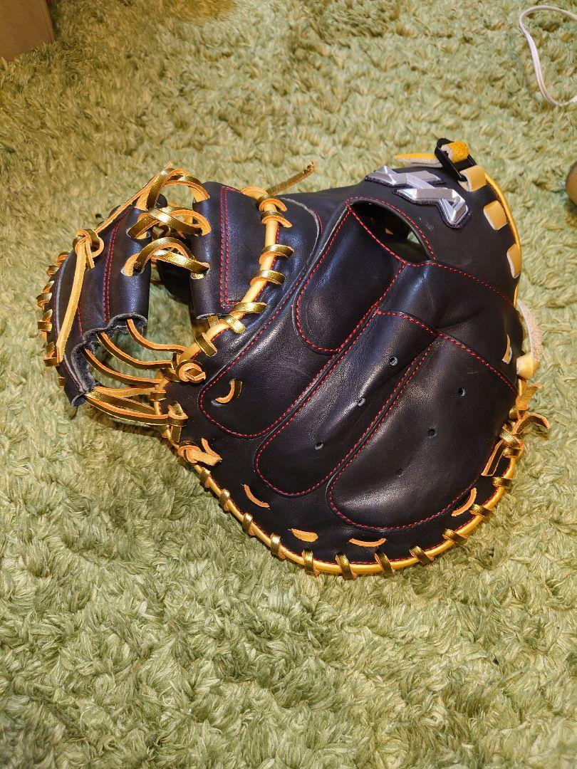 ハタケヤマ　軟式　キャッチャーミット
PRO-M8 展示会限定カラー
