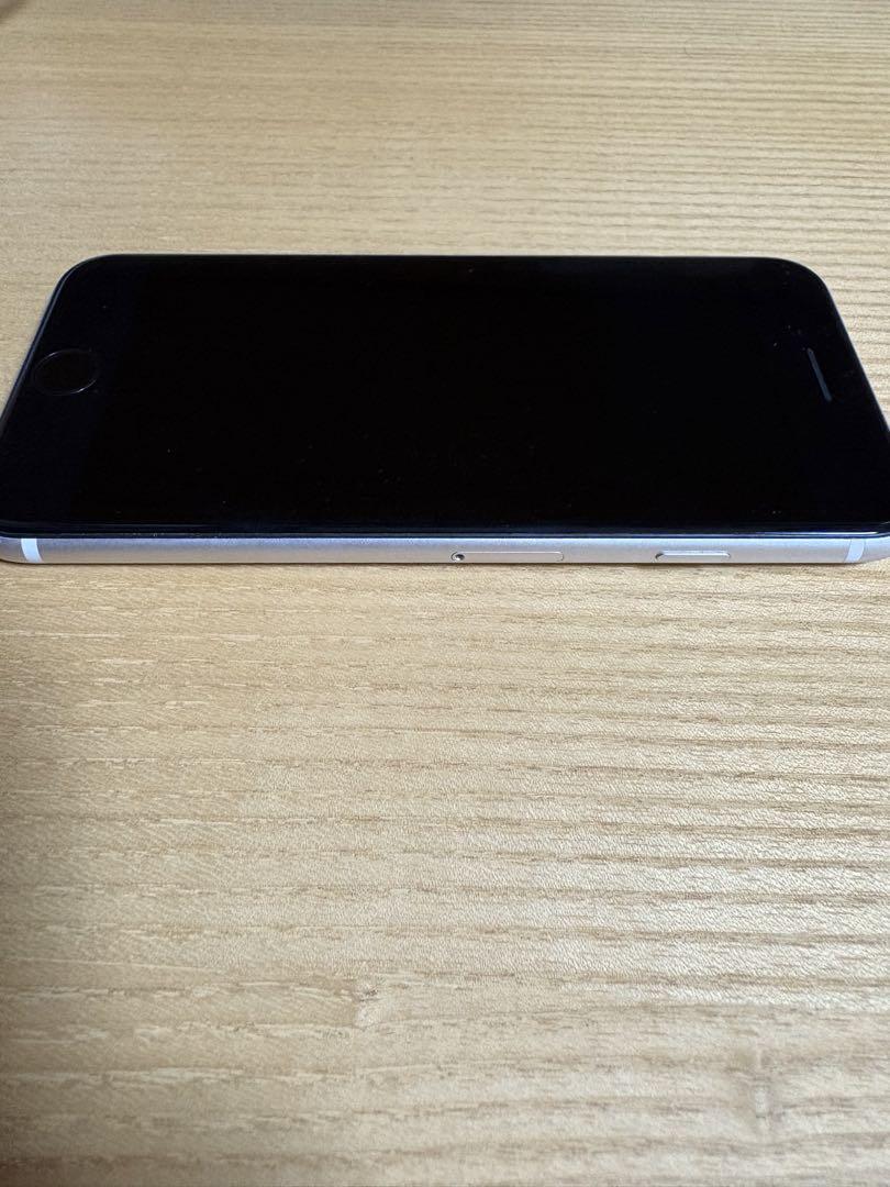 iPhone SE（第3世代）64GB simフリー