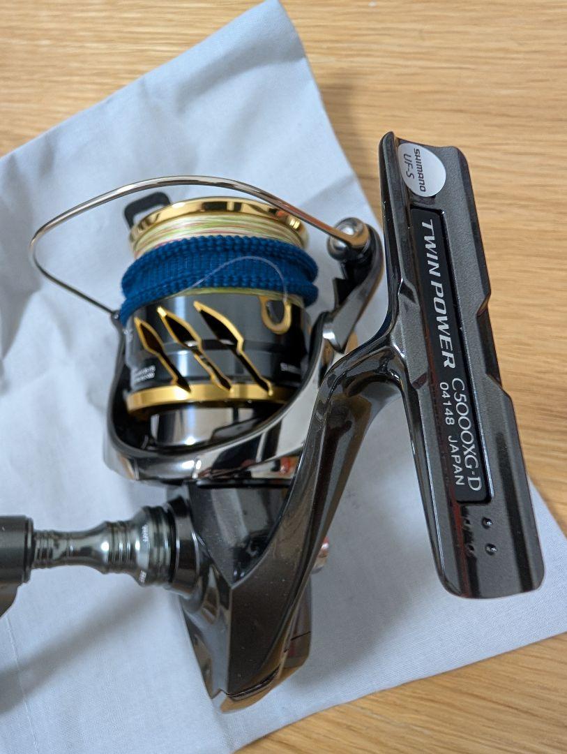 SHIMANO 20TWIN POWER C5000XG　スピニングリール