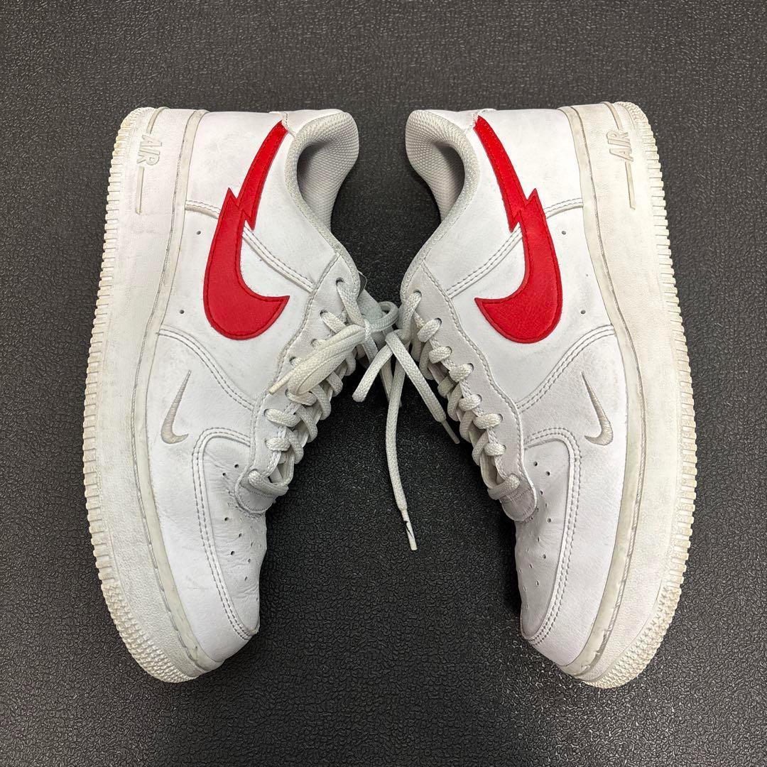 NIKE AIR FORCE 1 