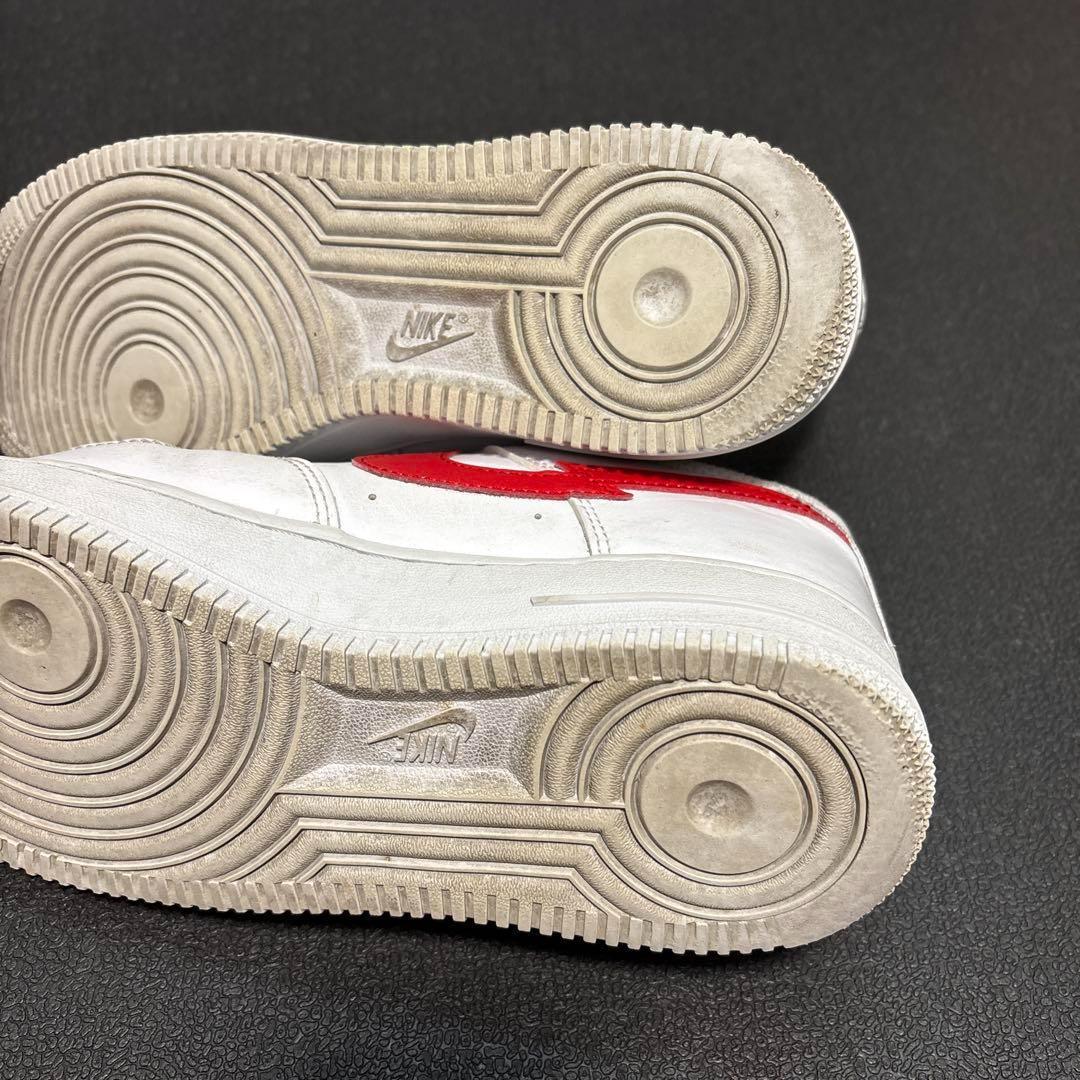 NIKE AIR FORCE 1 