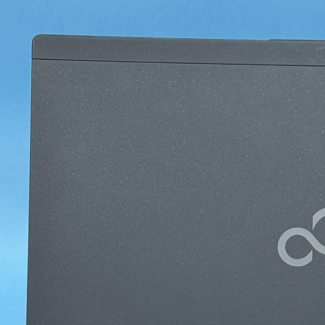 【美品】617 LIFEBOOK U939/B i5-8365U 8GB
