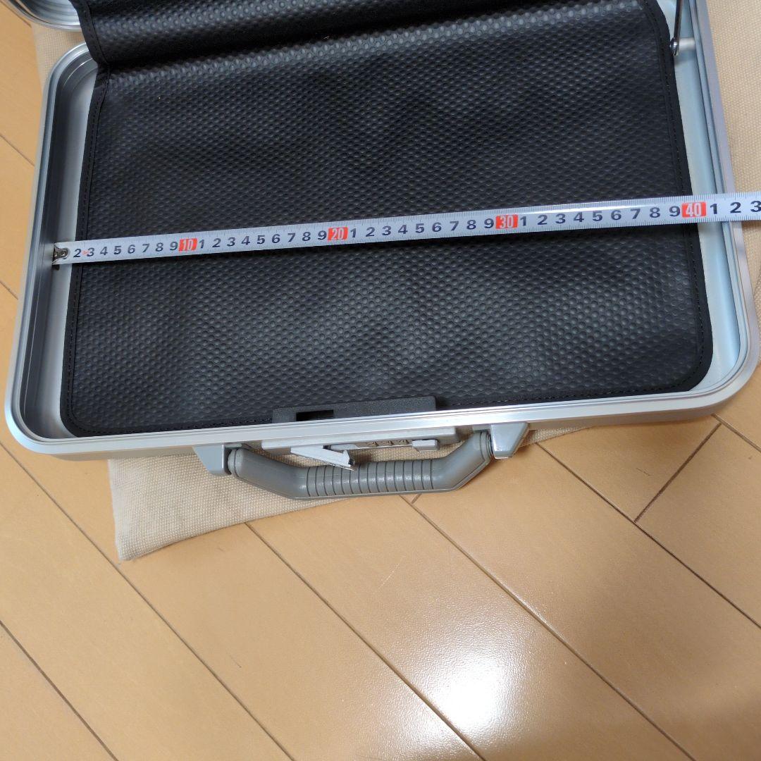 ZEROHALLIBURTON アタッシュケース