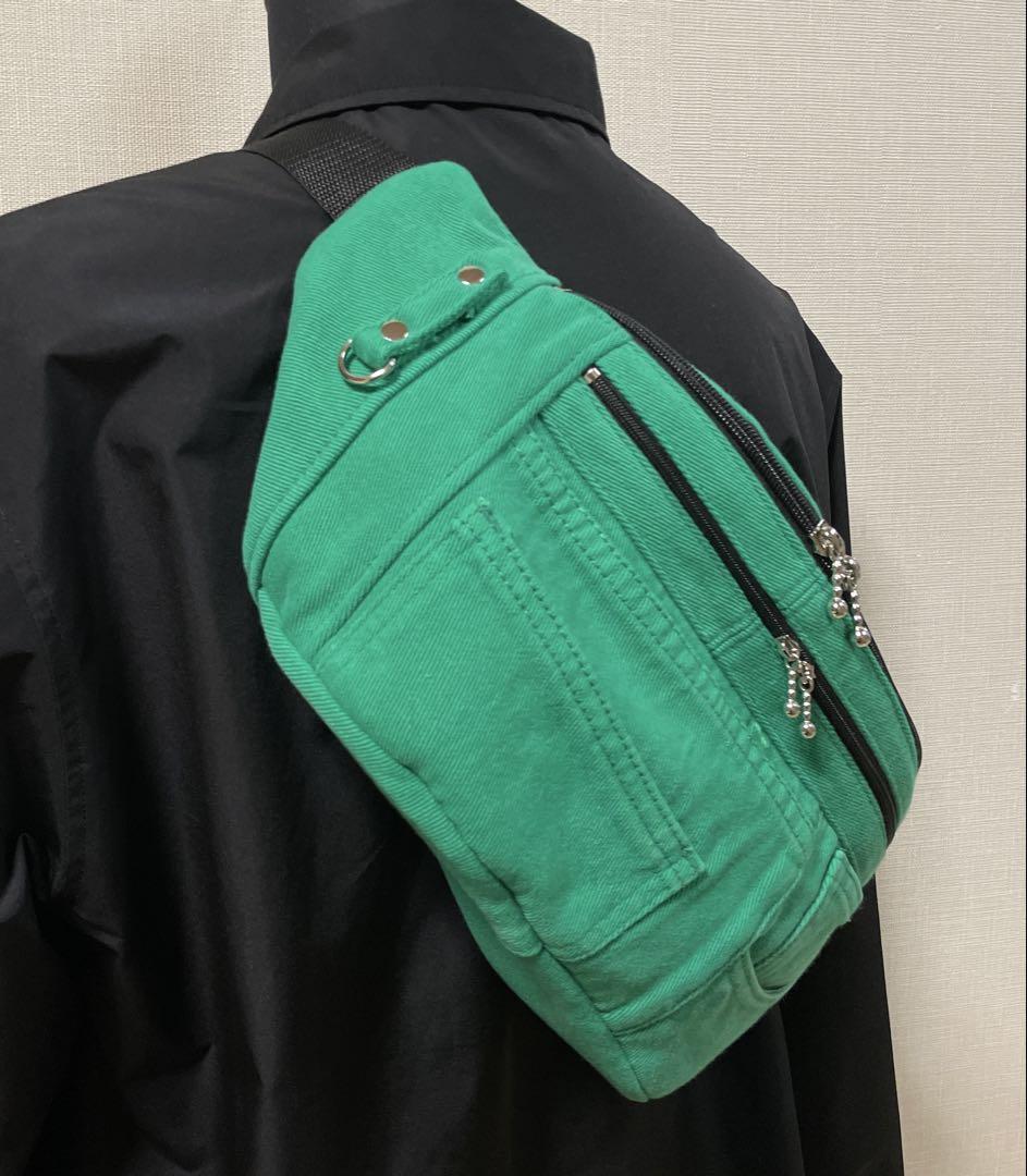 ハンドメイド　デニムリメイク　ウエストポーチ　ボディバッグ　グリーンパンツ