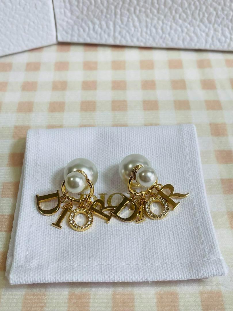 クリスチャンディオール　ピアス パール