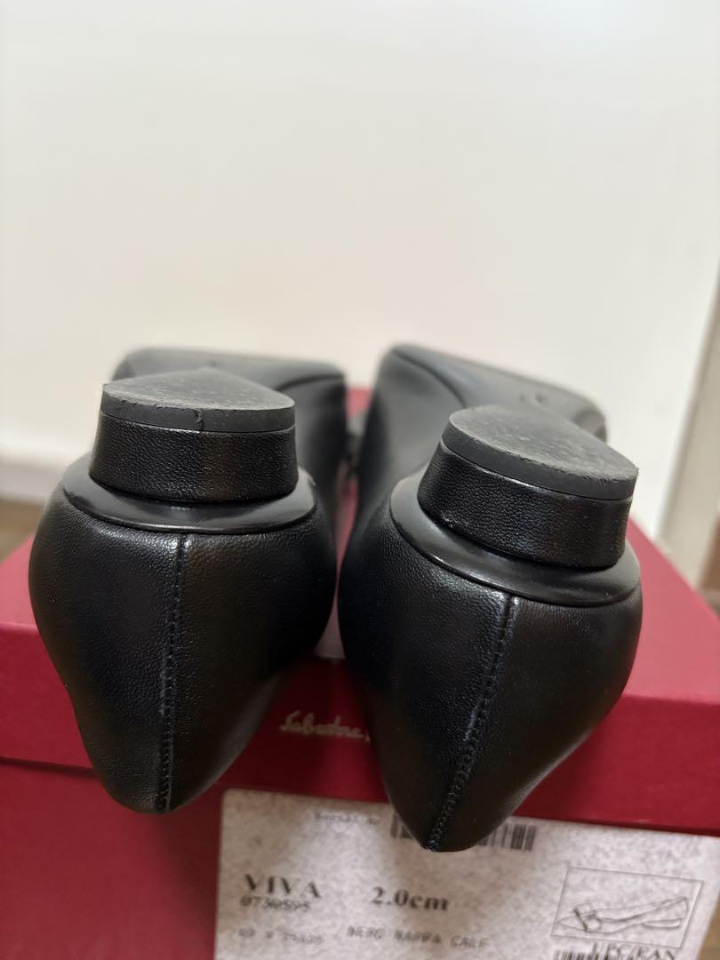 フェラガモ VIVA 7サイズ　フラット パンプス 黒　24cm