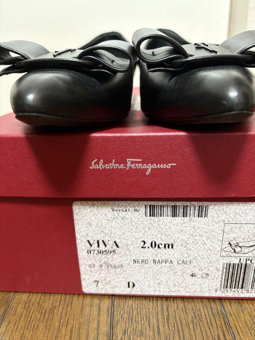フェラガモ VIVA 7サイズ　フラット パンプス 黒　24cm