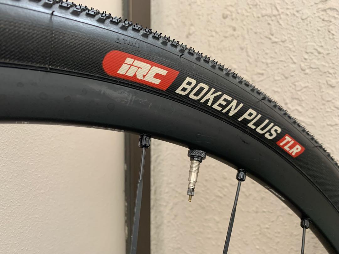 700C チューブレス