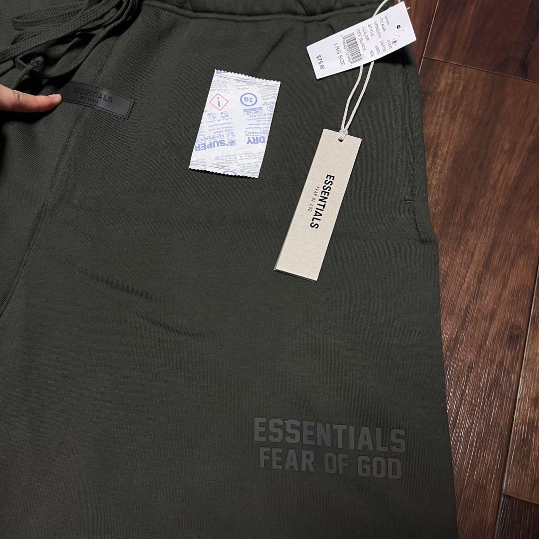 Fog Essentials ショートパンツ　ハーフパンツ　オフブラック　ロゴ
