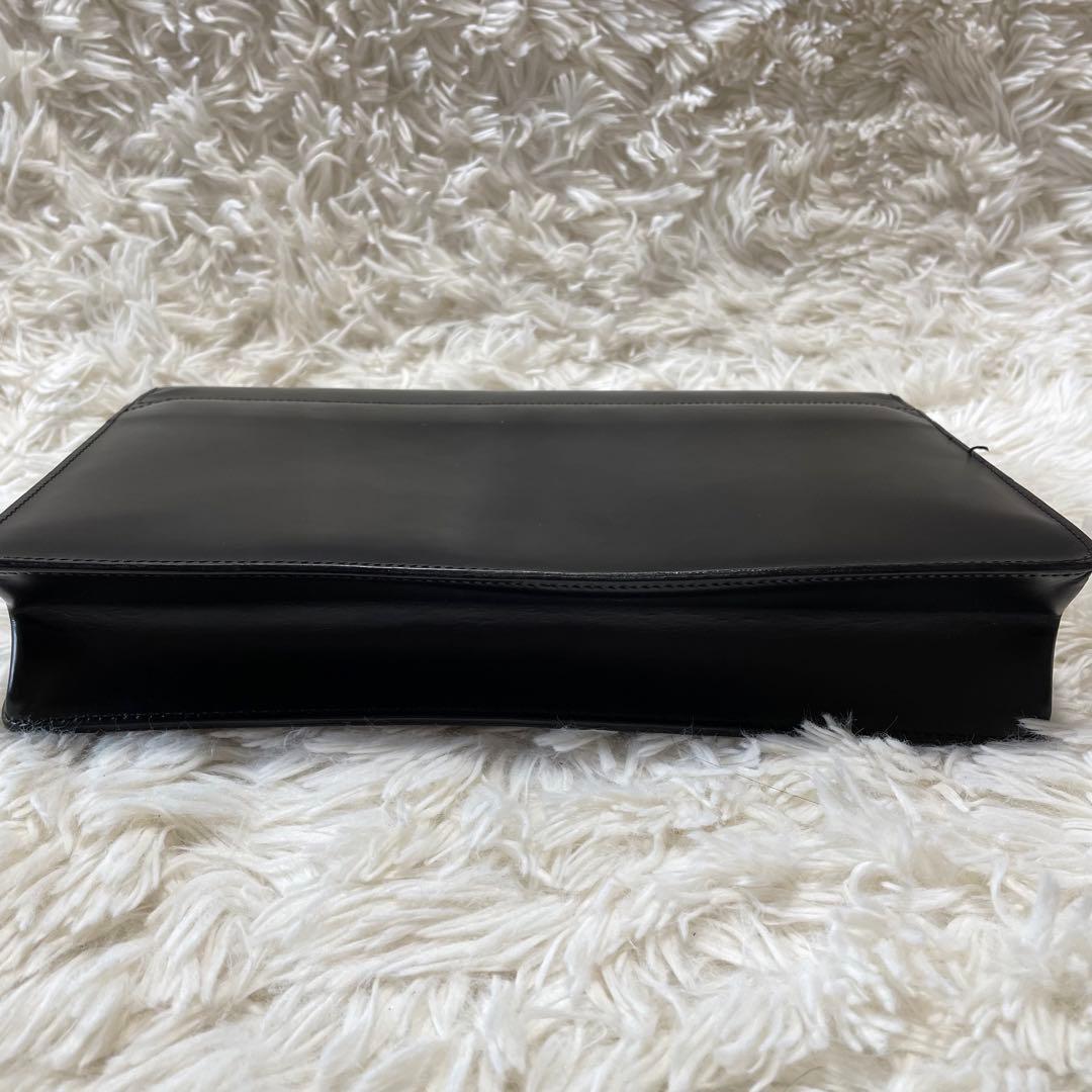 買い物ダンヒル dunhill セカンドバッグ 鍵付 クラッチバッグ レザー