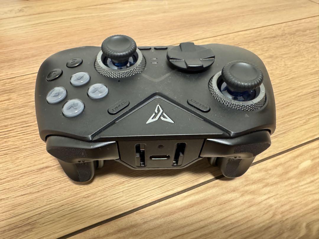 Flydigi VADER 4 PRO ゲームコントローラー 交換スティック付き
