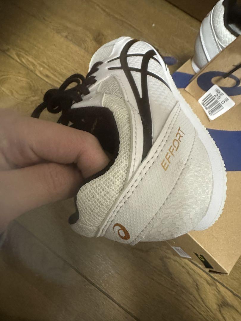 スパイク　23cmアシックス新品未使用