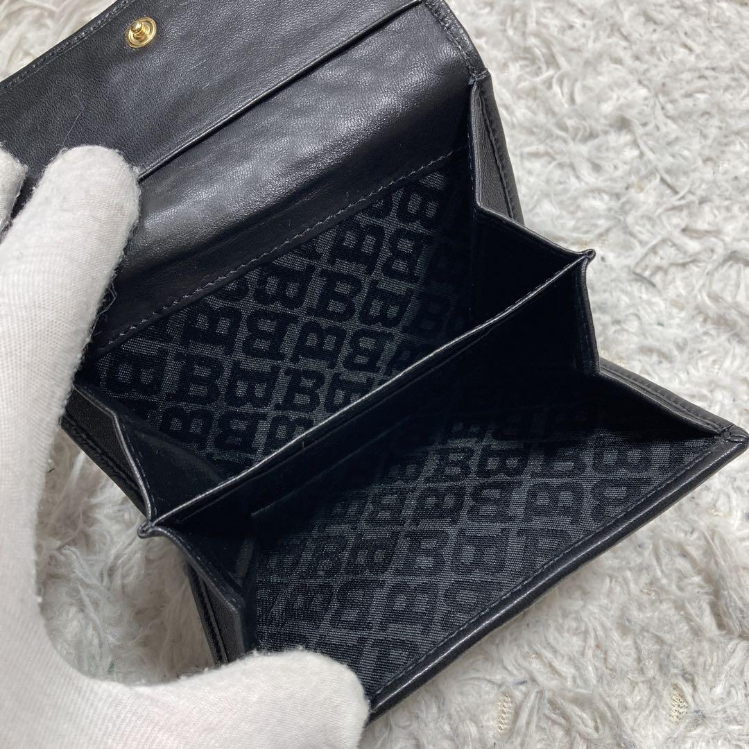 新品未使用 バリー 2つ折財布 キルティング Bロゴ イタリア製 本