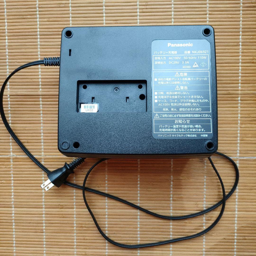 Panasonic NKJ069Z1 充電器 Panasonic バッテリー充電器 NKJ069Z1 - メルカリ
