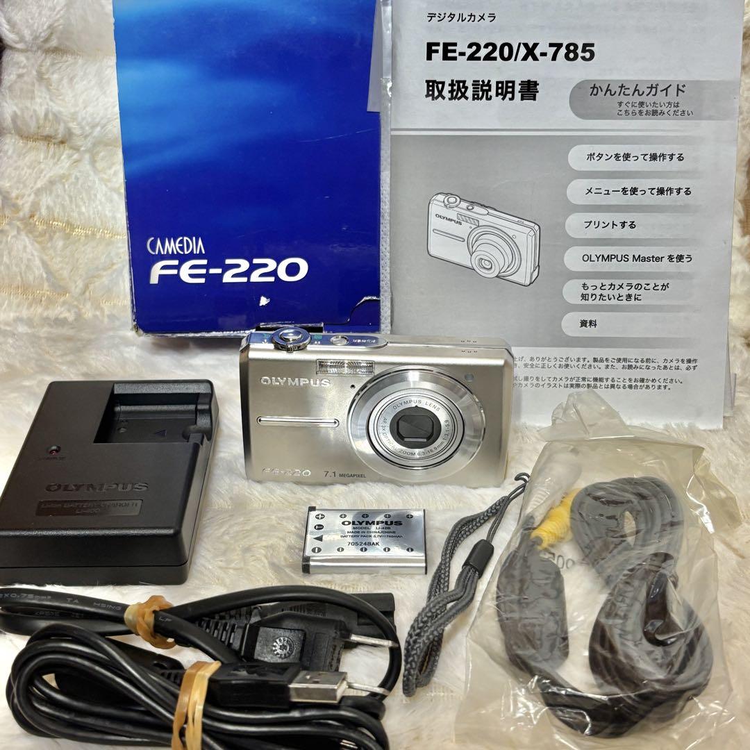 OLYMPUS FE-220 コンパクト デジタル カメラ