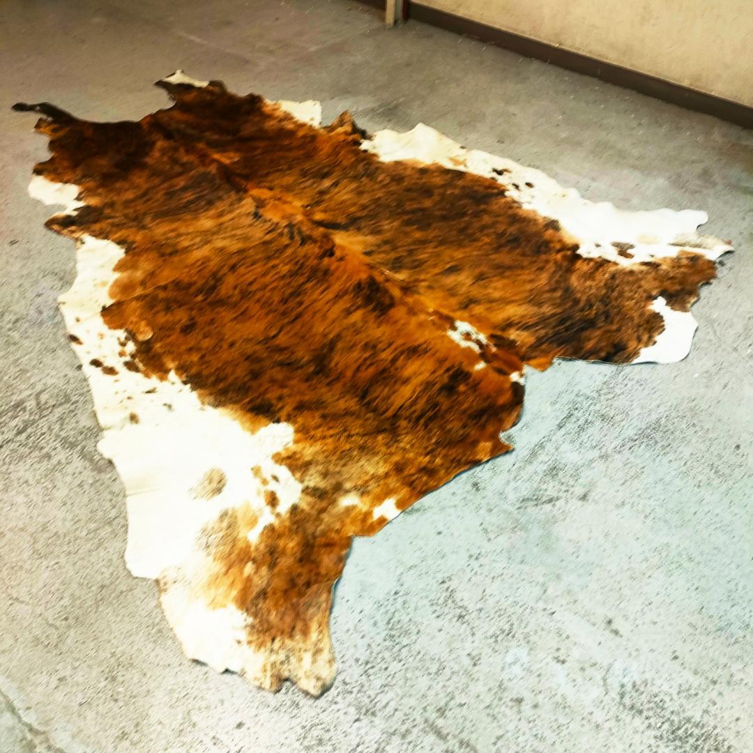 天然 カウハイドラグ 本革 皮革 カウラグ 210cmx230cm 大きい