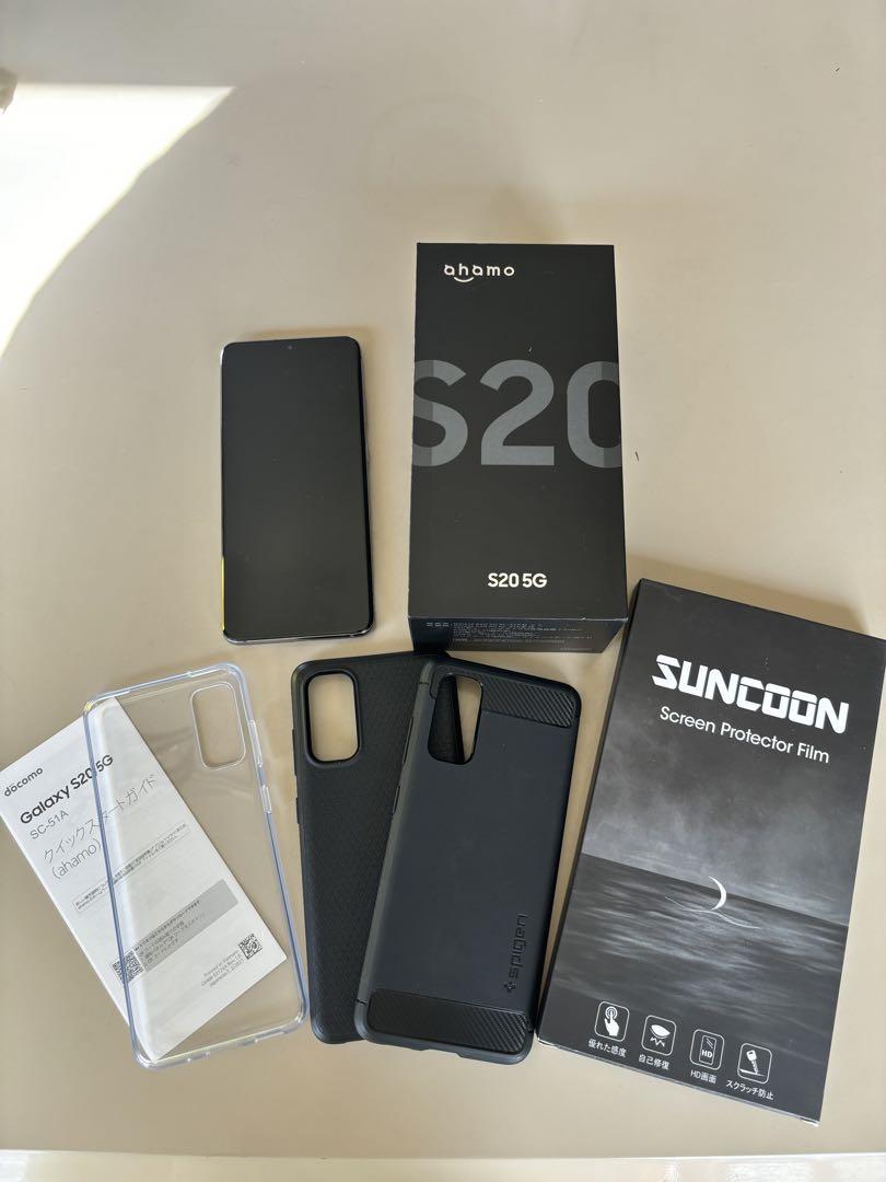 Galaxy 可愛いクリスマスツリーやギフトが! S20 スマートフォン本体 5G コスミックグレー 128 GB ahamo