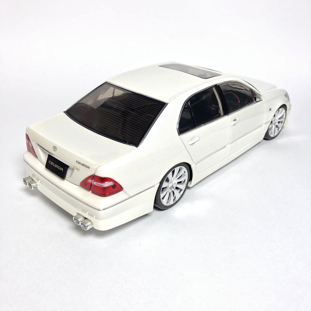 ミニカー HotWorks 1/24 CELSIOR FABULOUS diecast