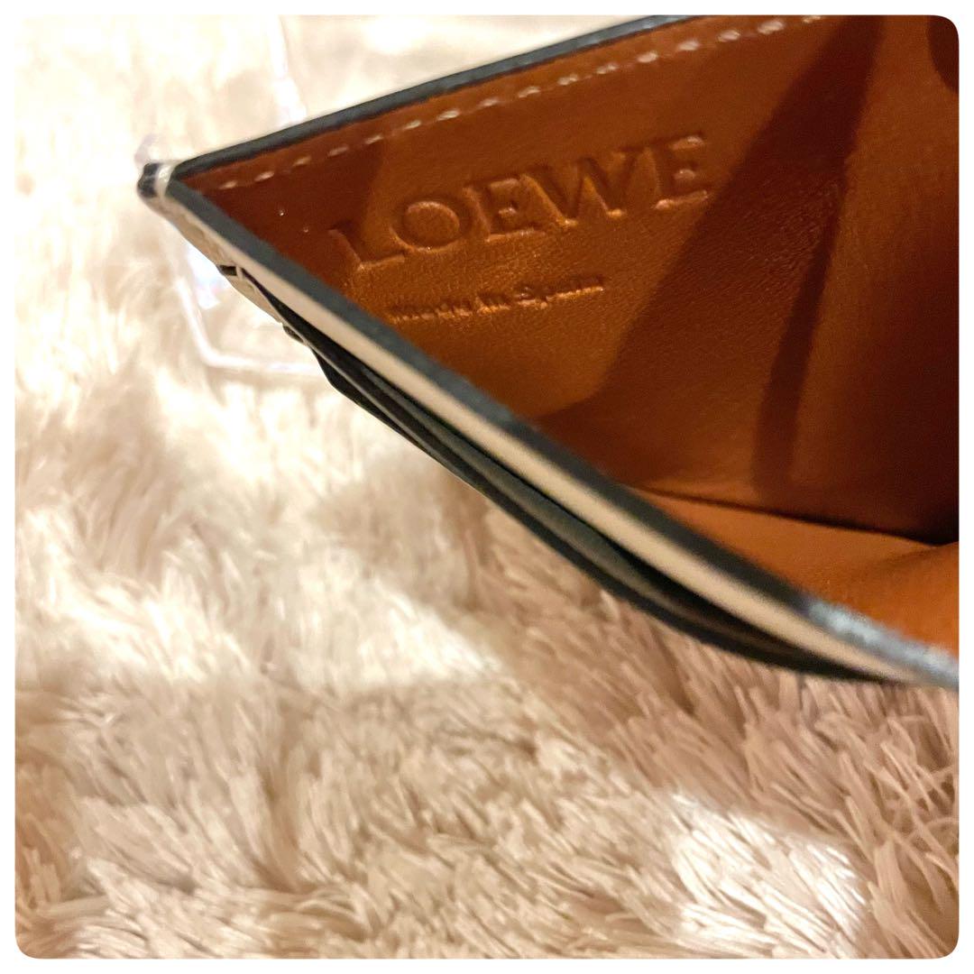 ほぼ新品✨箱付き　ロエベ 貝殻モチーフ アナグラム カードケース LOEWE