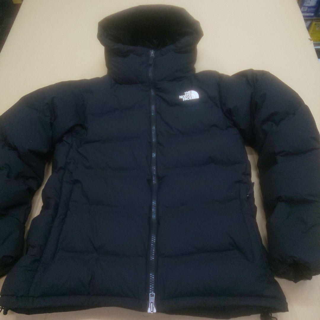 ノースフェイスビレイヤーパーカーサミットシリーズS最終値下げ❗️