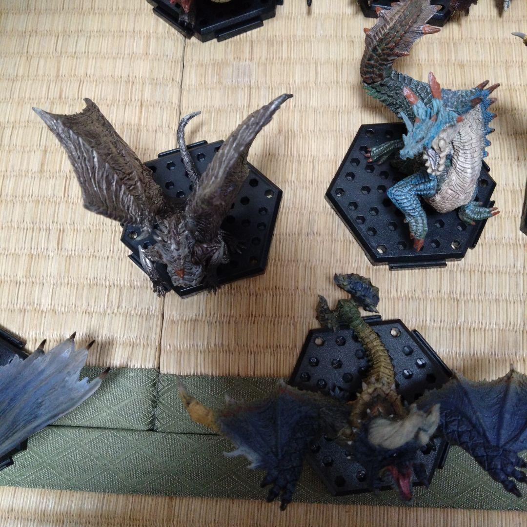 モンスター ハンター　フィギュア　18体＋おまけ5体