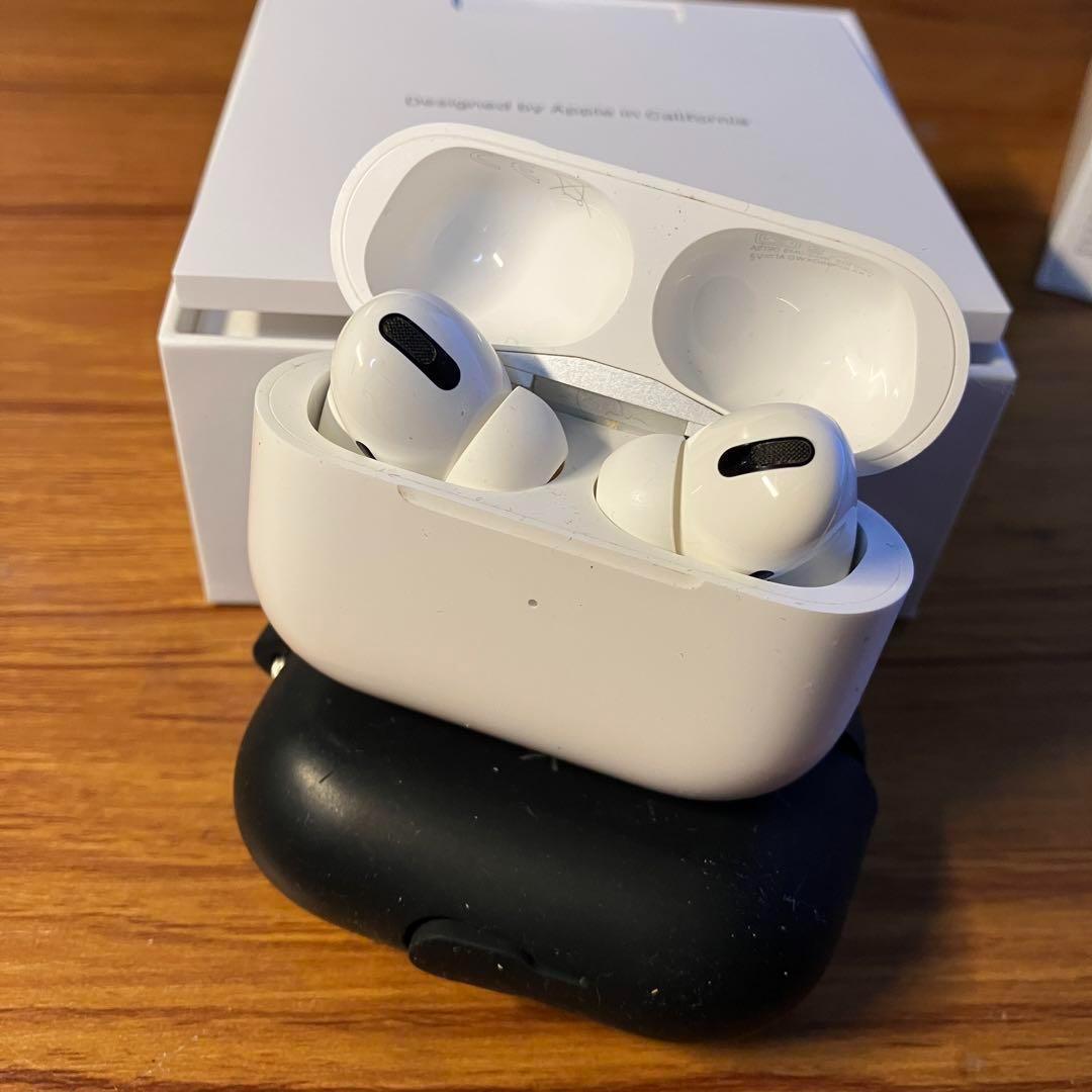 正規品【Apple】AirPods Pro 第一世代(R側ノイズ有り) 楽天市場】AirPods Pro 第1世代 MLWK3J/A ワイヤレス 左右分離