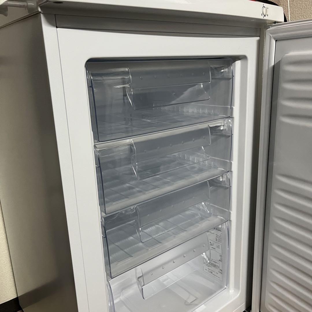 山善 YAMAZEN  家庭用冷凍庫 YF-U90 86L