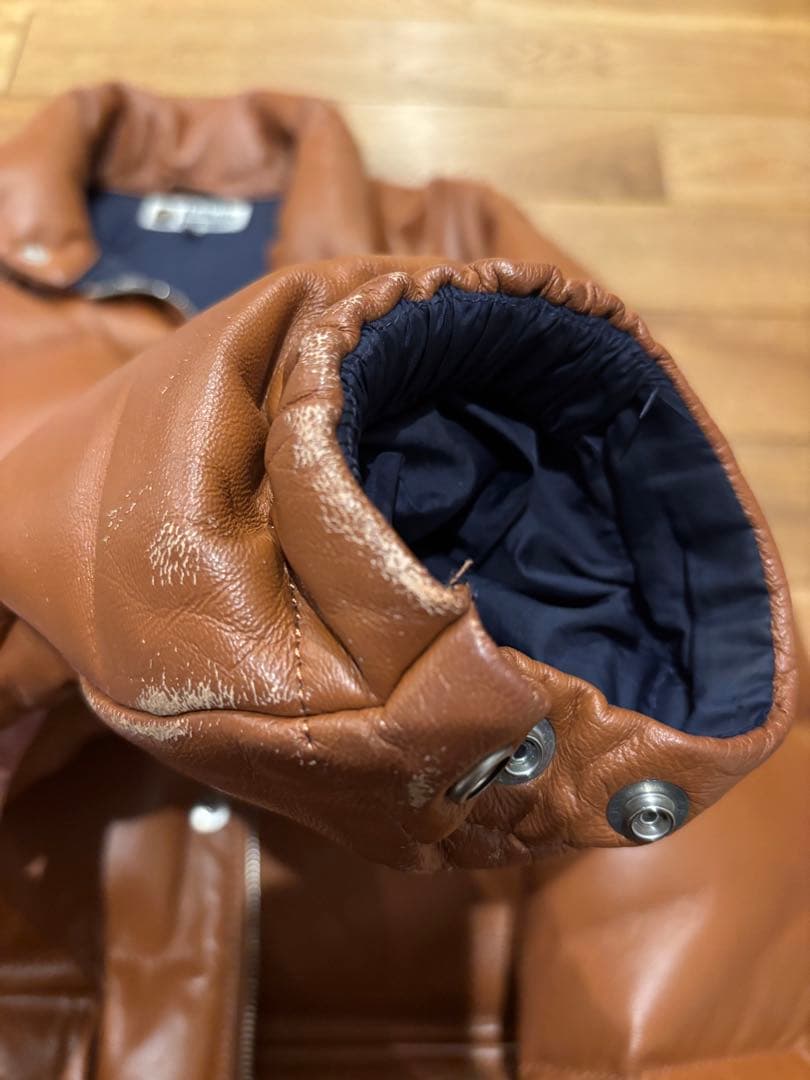 【希少】 A BATHING APE レザーダウンジャケット Lサイズ 【希少】 A BATHING APE レザーダウンジャケット Lサイズ