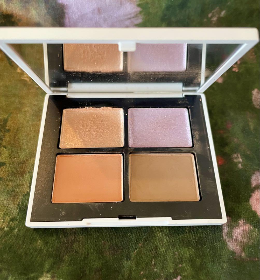 NARS クワッドアイシャドー　04065 アジア限定カラー 限定】 NARSの春限定「クワッドアイシャドー04065」は